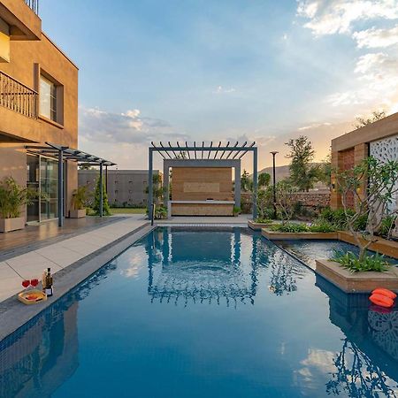 Noah'S Ark By Stayvista - Jaipur With Private Pool Dhand Exterior photo