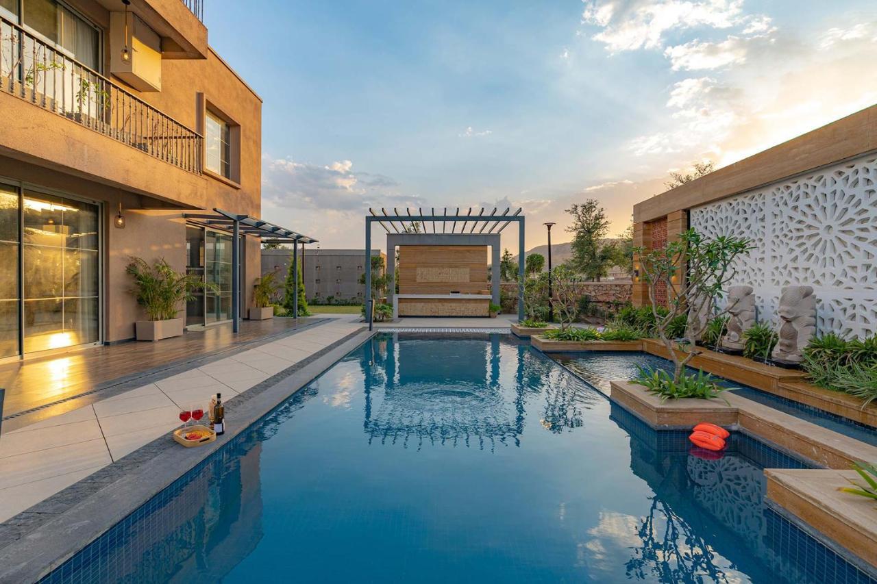 Noah'S Ark By Stayvista - Jaipur With Private Pool Dhand Exterior photo