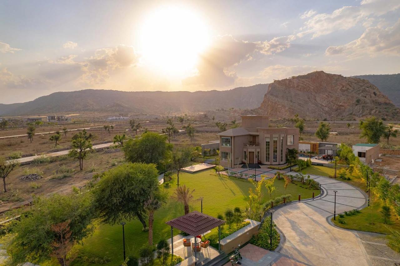 Noah'S Ark By Stayvista - Jaipur With Private Pool Dhand Exterior photo